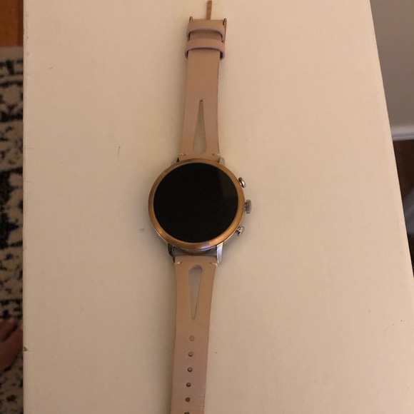 Fossil Smart Watch - Picture 1 of 4